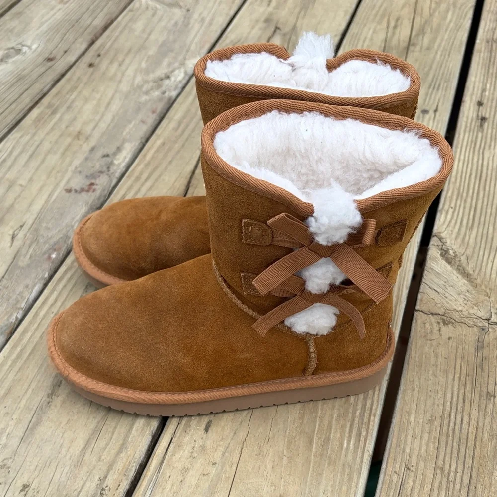 Koolaburra by UGG chestnut boots - Picture 3 of 7